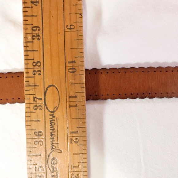 Fossil Leather Belt Brass Buckle Scallop Edges - L